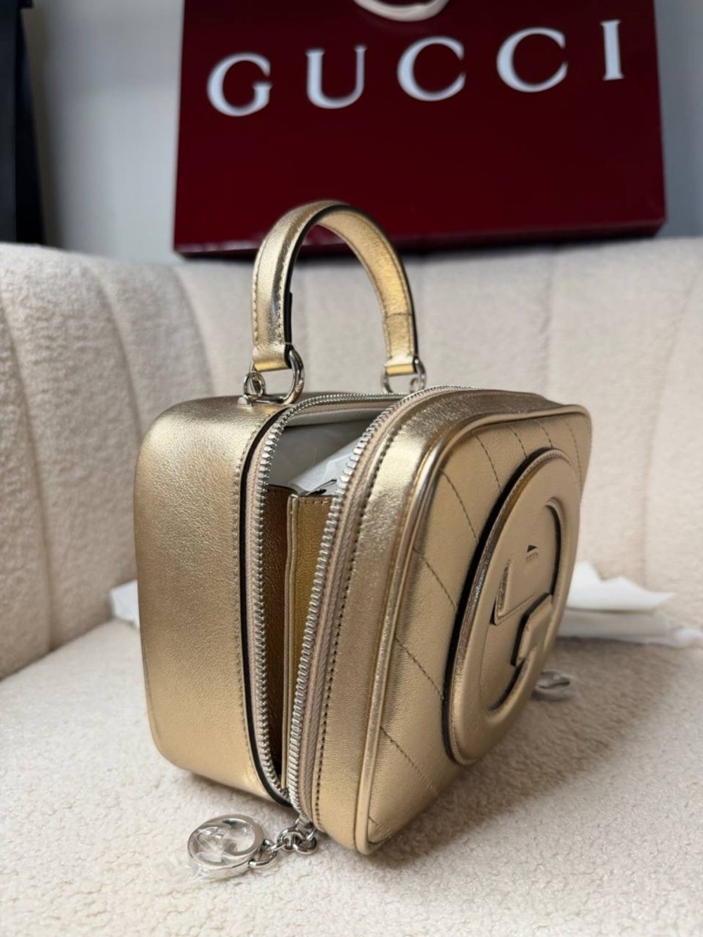 Gucci Blondie Gold Leather Top Handle Bag - Picture 8 of 12